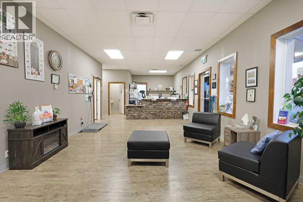 50 Upland Boulevard W, Brooks, Alberta  T1R 0N9 - Photo 8 - A2178921