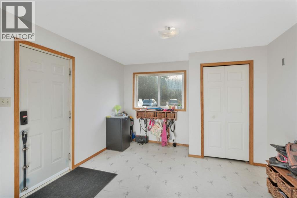 8 Voyageur Drive, Rural Clearwater County, Alberta  T4T 2A2 - Photo 4 - A2271318