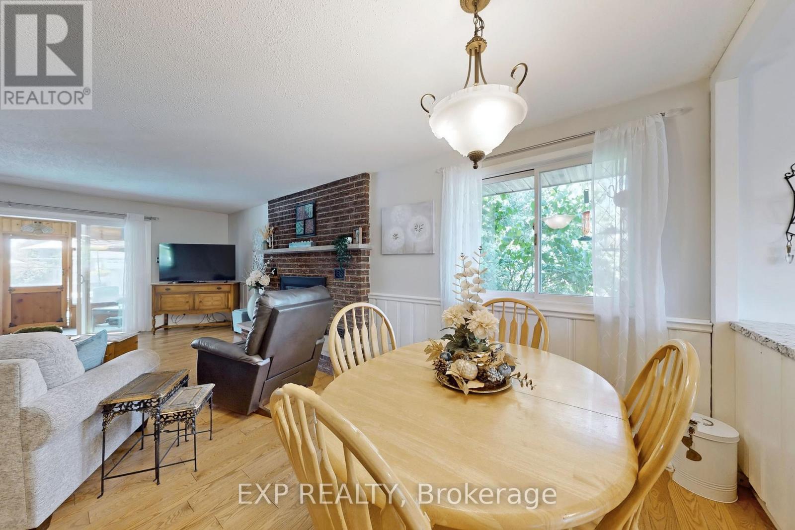 121 Queen Street, Kawartha Lakes, Ontario  K0M 1N0 - Photo 21 - X12687428