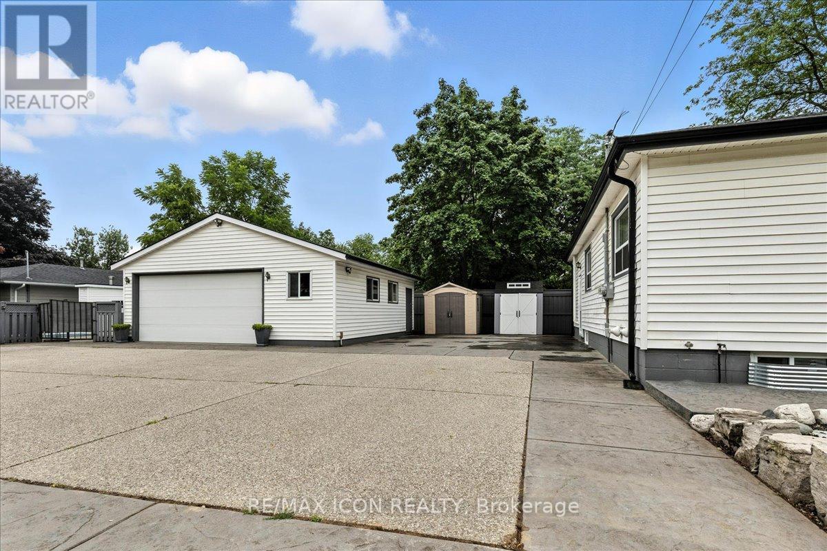 50 Grove Crescent, Brantford, Ontario  N3R 4Y6 - Photo 14 - X12687434