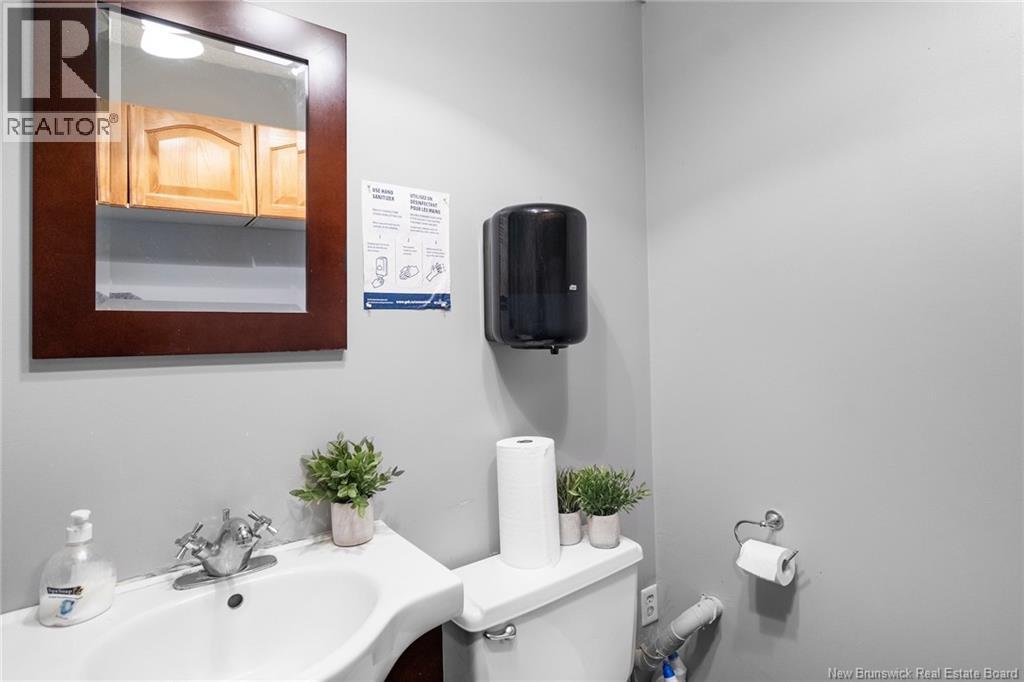 440 Brunswick Street, Fredericton, New Brunswick  E3B 1H3 - Photo 34 - NB132008
