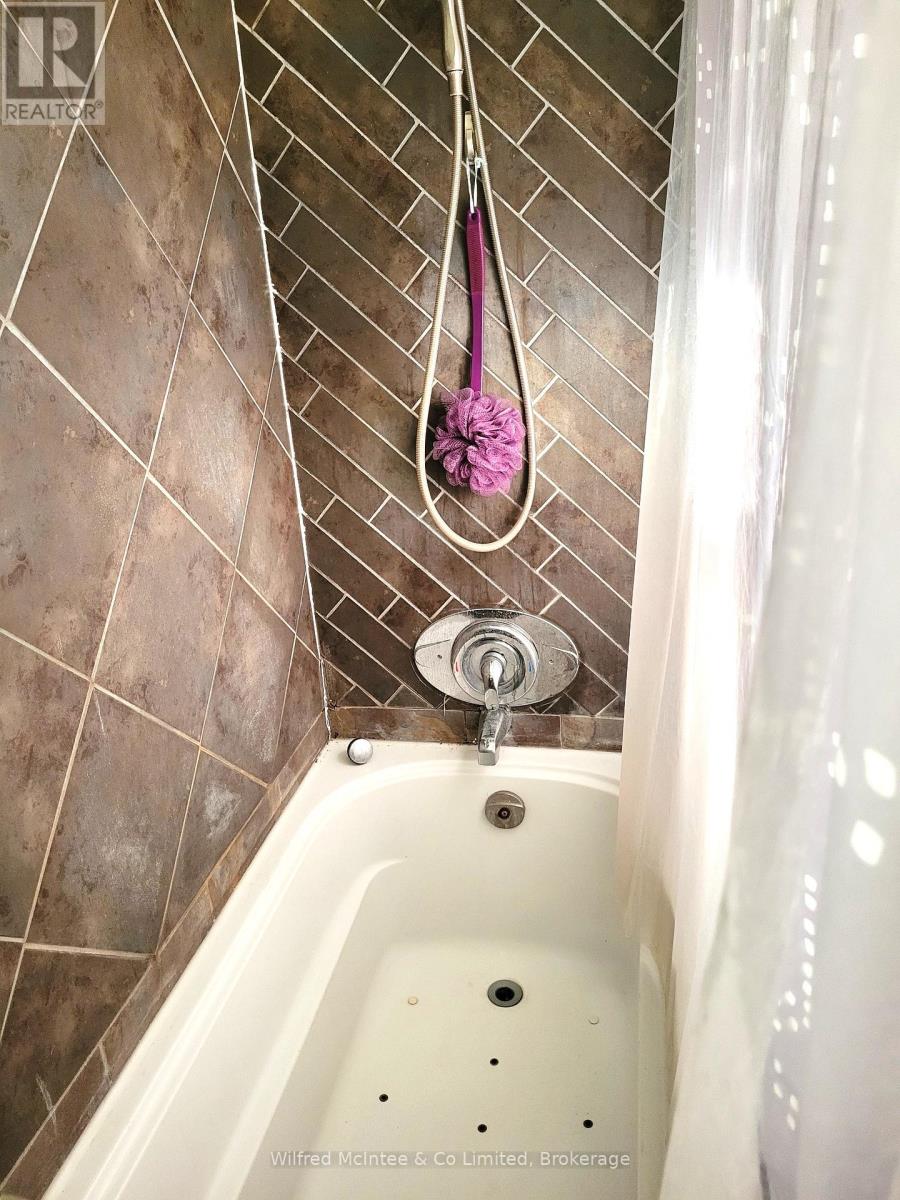 370 Foster Street, Wellington North, Ontario  N0G 2L1 - Photo 9 - X12415641