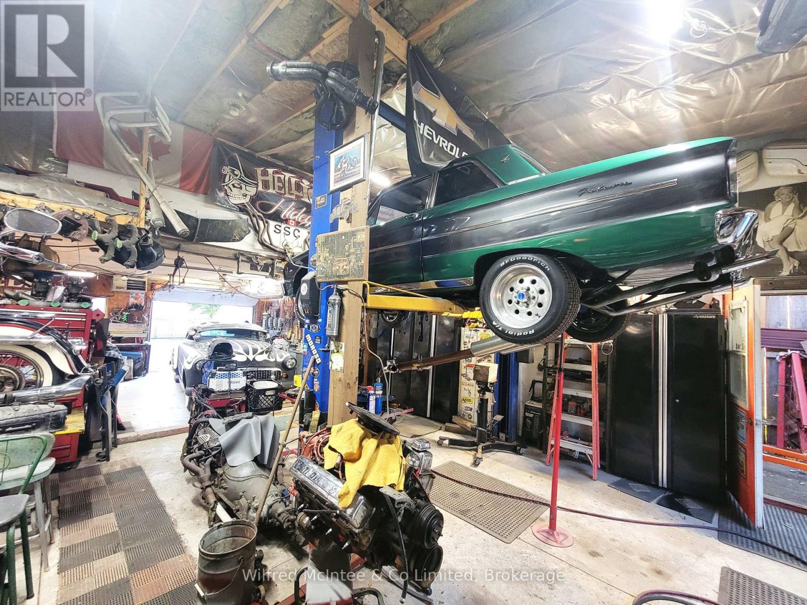 370 Foster Street, Wellington North, Ontario  N0G 2L1 - Photo 5 - X12415870