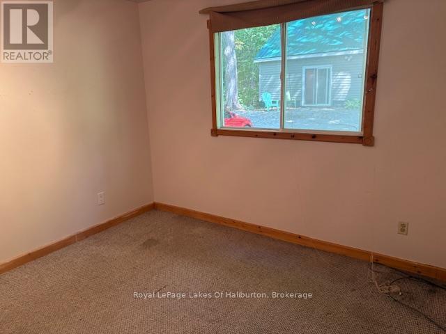 15588 Highway 35, Algonquin Highlands, Ontario  K0M 2K0 - Photo 20 - X12460877