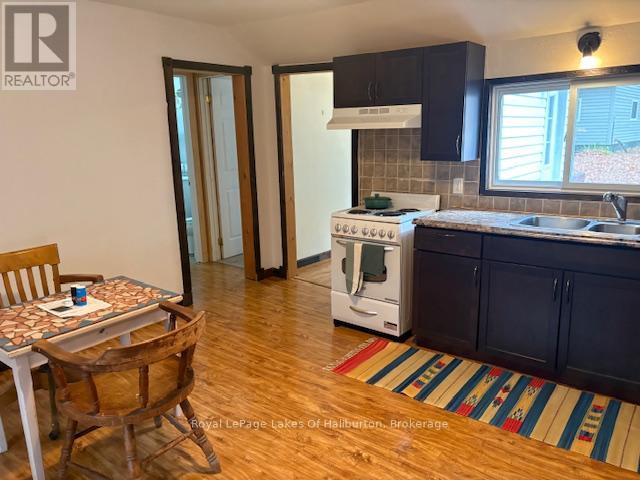 15588 Highway 35, Algonquin Highlands, Ontario  K0M 2K0 - Photo 9 - X12460877