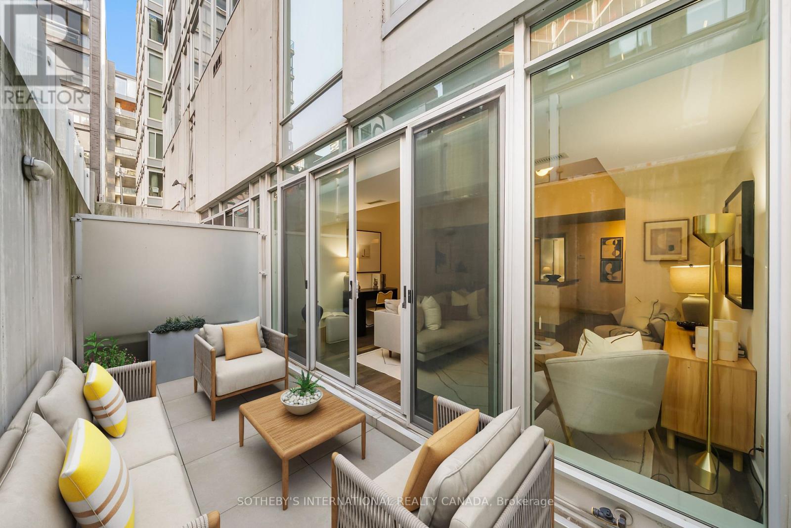 104 - 75 Portland Street, Toronto, Ontario  M5V 2M9 - Photo 2 - C12660826