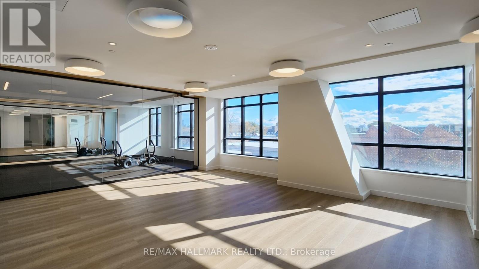 1221 - 181 Sterling Road, Toronto, Ontario  M6R 0B2 - Photo 36 - C12686610