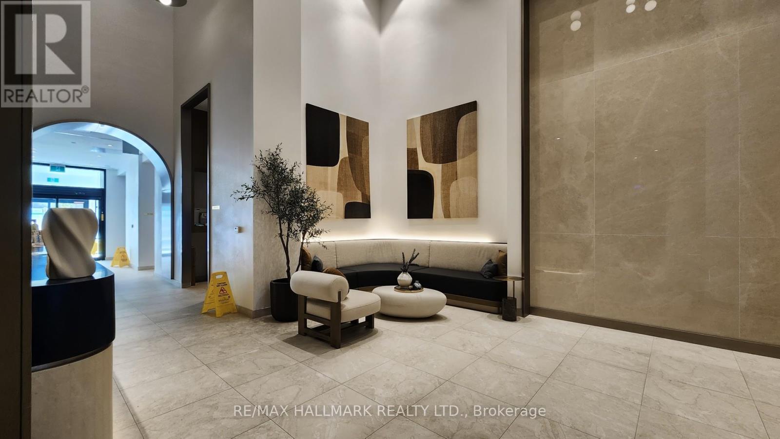 1221 - 181 Sterling Road, Toronto, Ontario  M6R 0B2 - Photo 7 - C12686610