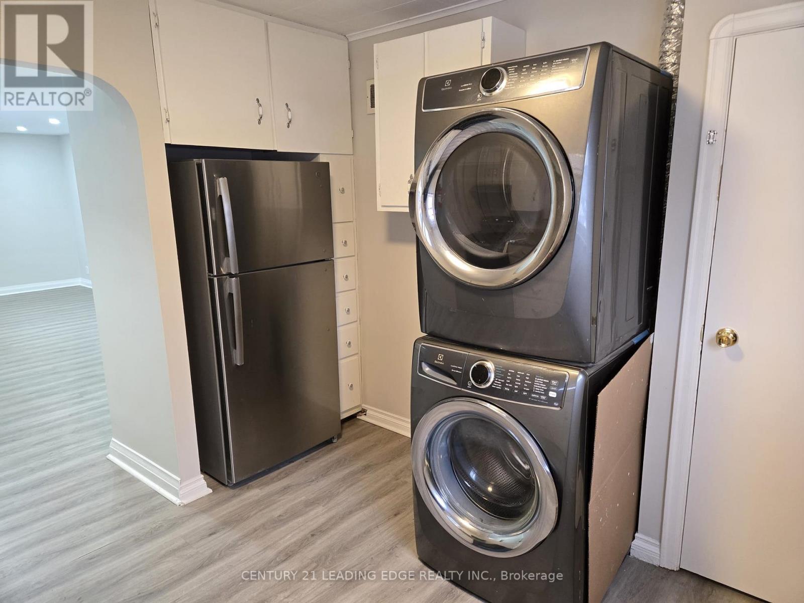 Main - 70 Admiral Road, Ajax, Ontario  L1S 2N9 - Photo 10 - E12656880