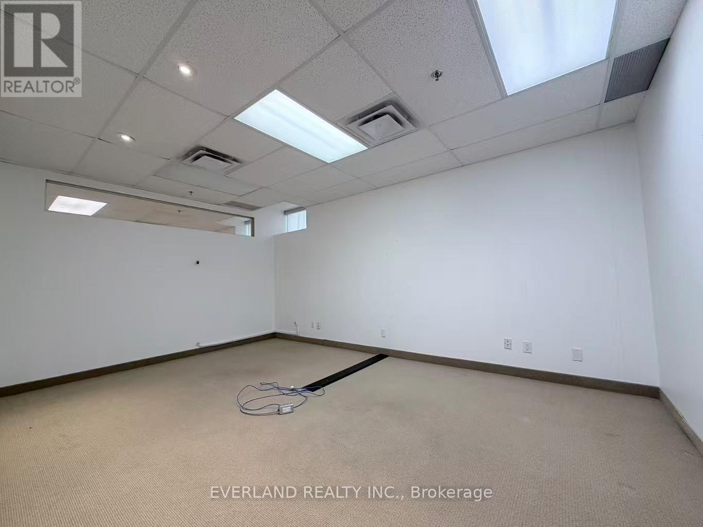 520 Industrial Parkway S, Aurora, Ontario  L4G 3V7 - Photo 8 - N12554472