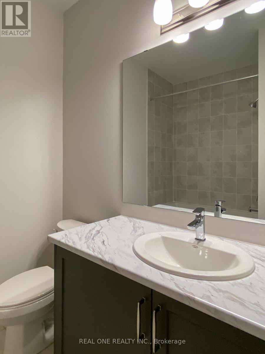 1490 Yellow Rose Circle, Oakville, Ontario  L6M 5L3 - Photo 18 - W12687380