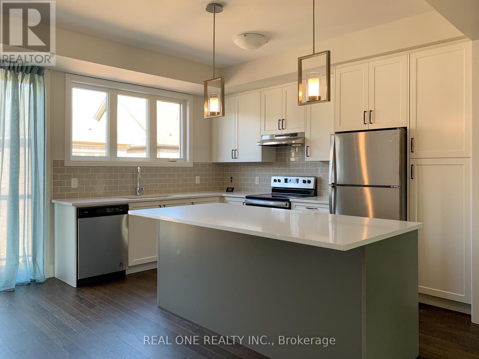 1490 Yellow Rose Circle, Oakville, Ontario  L6M 5L3 - Photo 6 - W12687380