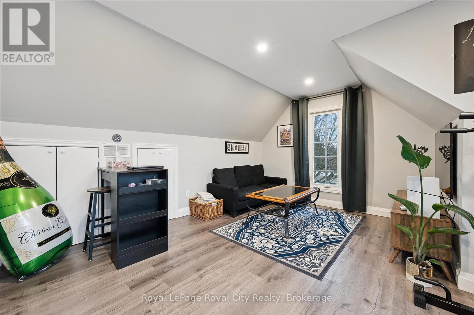 60 Hands Drive, Guelph (Kortright East), Ontario  N1G 3H3 - Photo 33 - X12687572