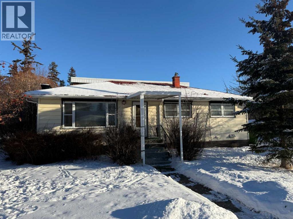 5337 44 Avenue, Red Deer, Alberta  T4N 3J1 - Photo 1 - A2277646