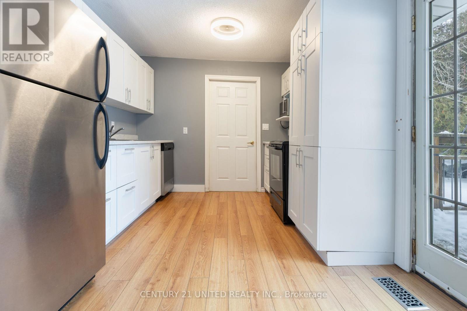 17 Lawrence Street S, Kawartha Lakes, Ontario  K9J 6X3 - Photo 15 - X12687634