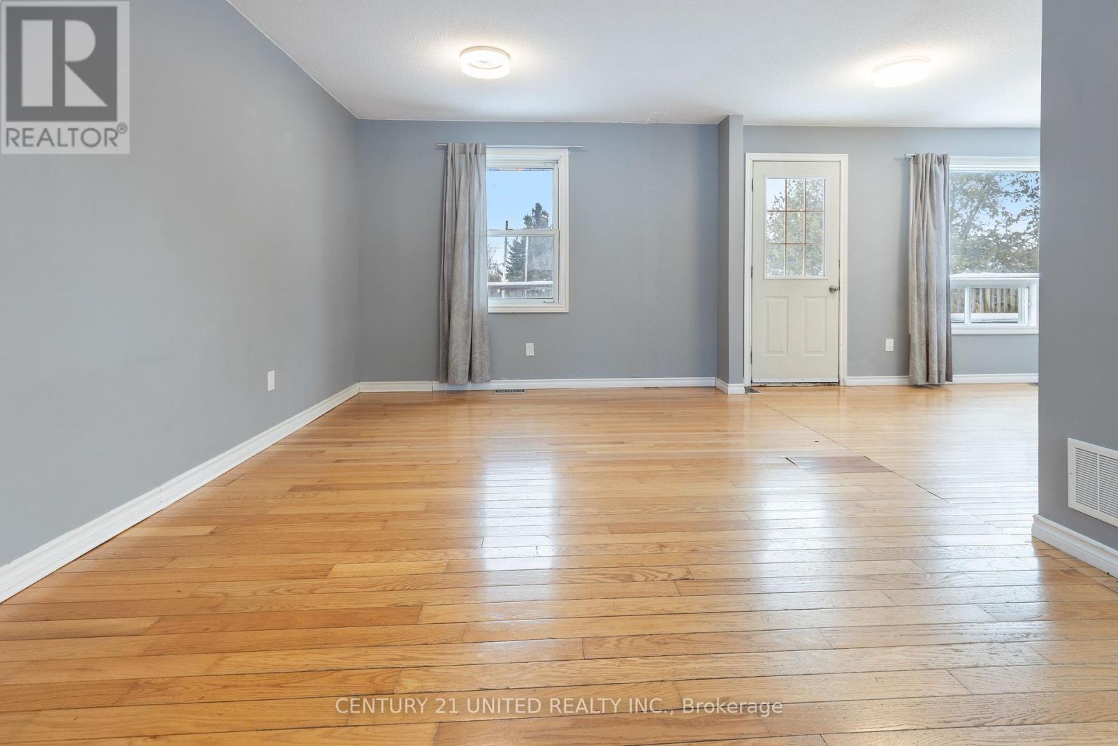 17 Lawrence Street S, Kawartha Lakes, Ontario  K9J 6X3 - Photo 19 - X12687634