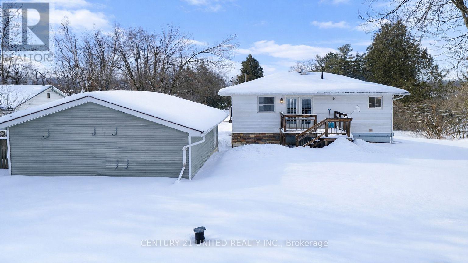 17 Lawrence Street S, Kawartha Lakes, Ontario  K9J 6X3 - Photo 37 - X12687634