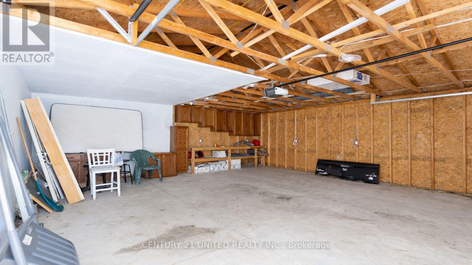 17 Lawrence Street S, Kawartha Lakes, Ontario  K9J 6X3 - Photo 40 - X12687634