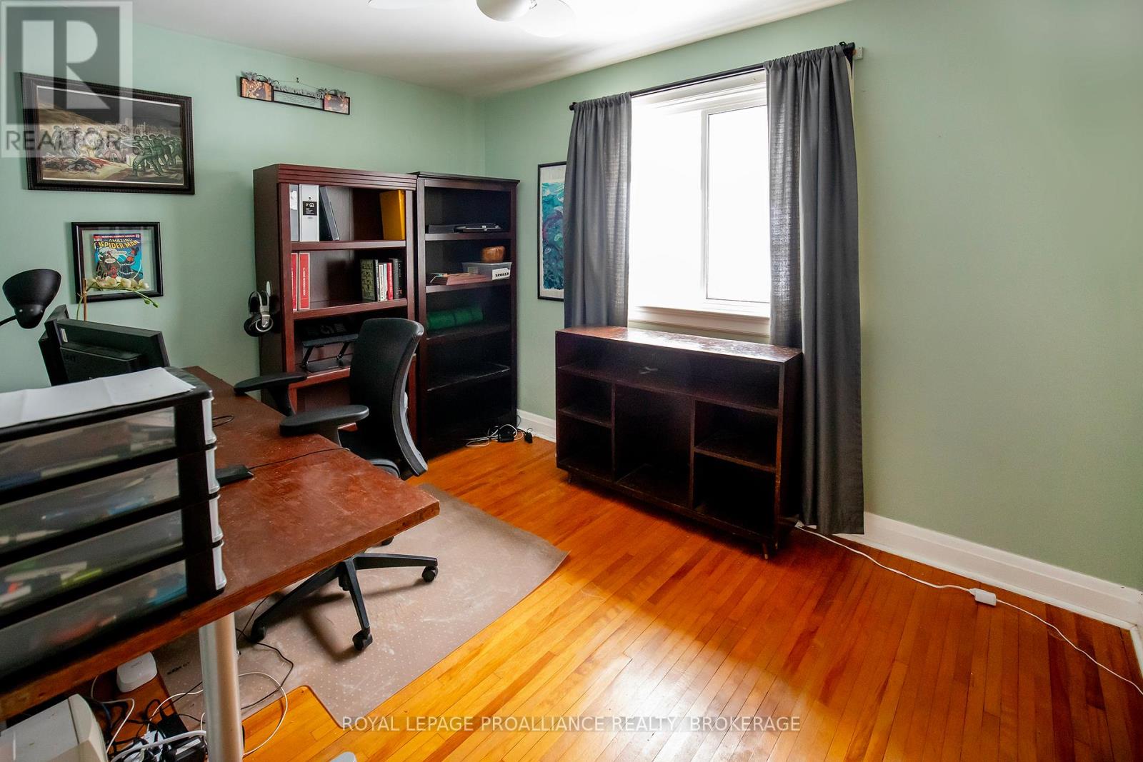 198 Kingscourt Avenue, Kingston, Ontario K7K 4P8 - Photo 7 - X12687540