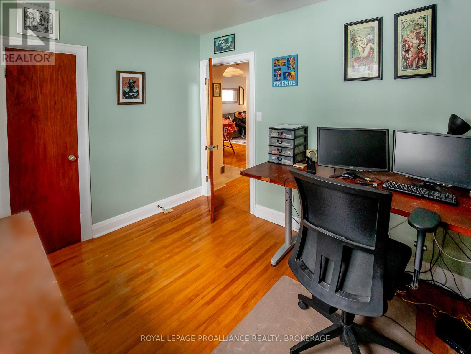 198 Kingscourt Avenue, Kingston, Ontario K7K 4P8 - Photo 8 - X12687540