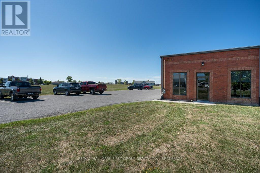 90 Industrial Boulevard, Greater Napanee, Ontario  K7R 4B7 - Photo 9 - X12687640