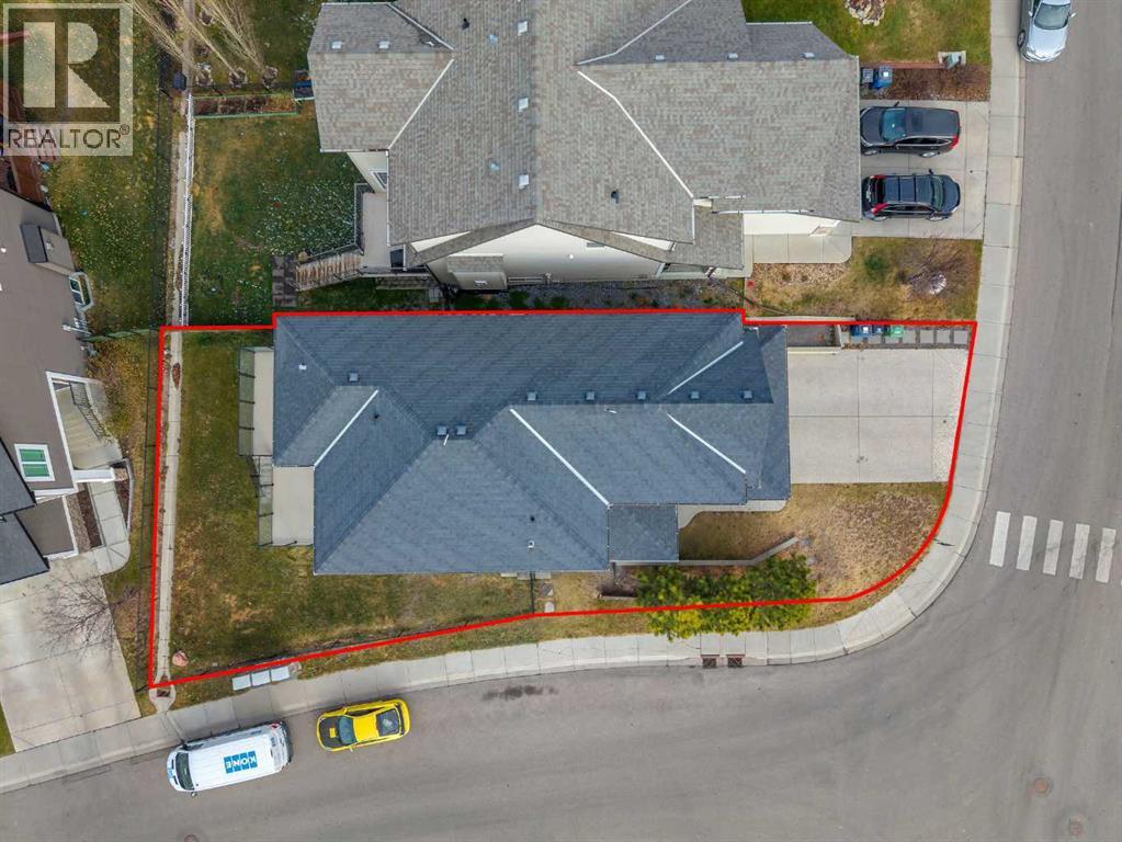 204 Sunset View, Cochrane, Alberta  T4C 0E9 - Photo 7 - A2268934