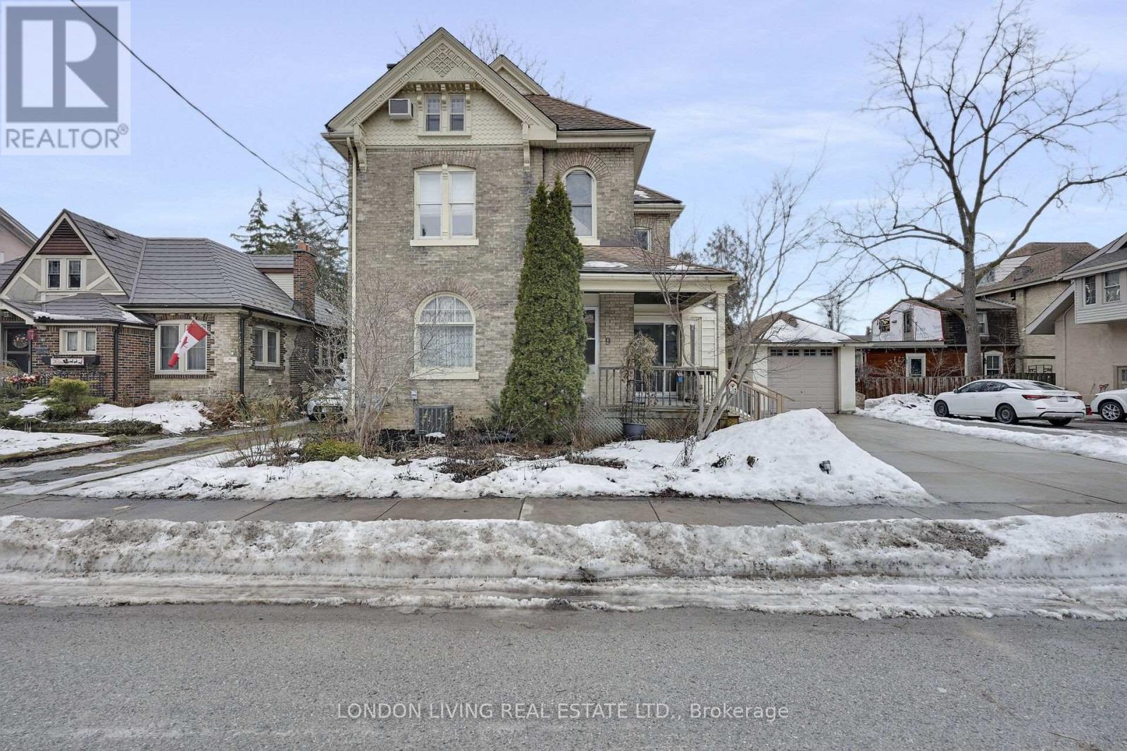 9 Marley Place, London South, Ontario  N6C 3S9 - Photo 2 - X12687606