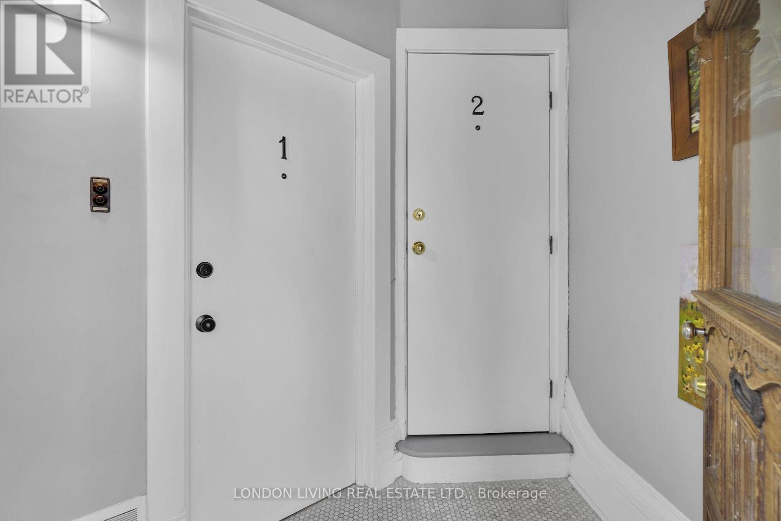 9 Marley Place, London South, Ontario  N6C 3S9 - Photo 5 - X12687606