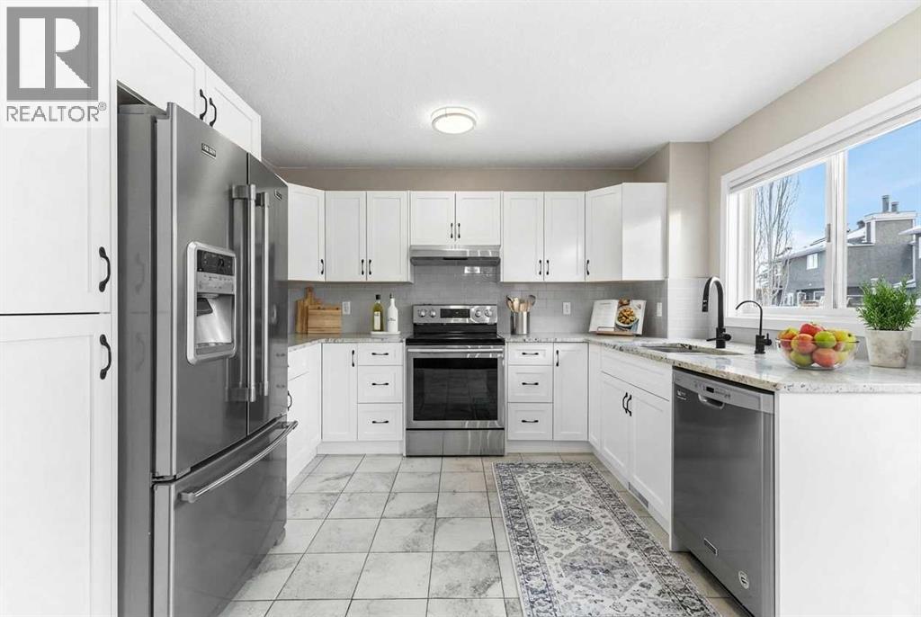 161 Douglasbank Way Se, Calgary, Alberta  T2Z 1V7 - Photo 6 - A2275936