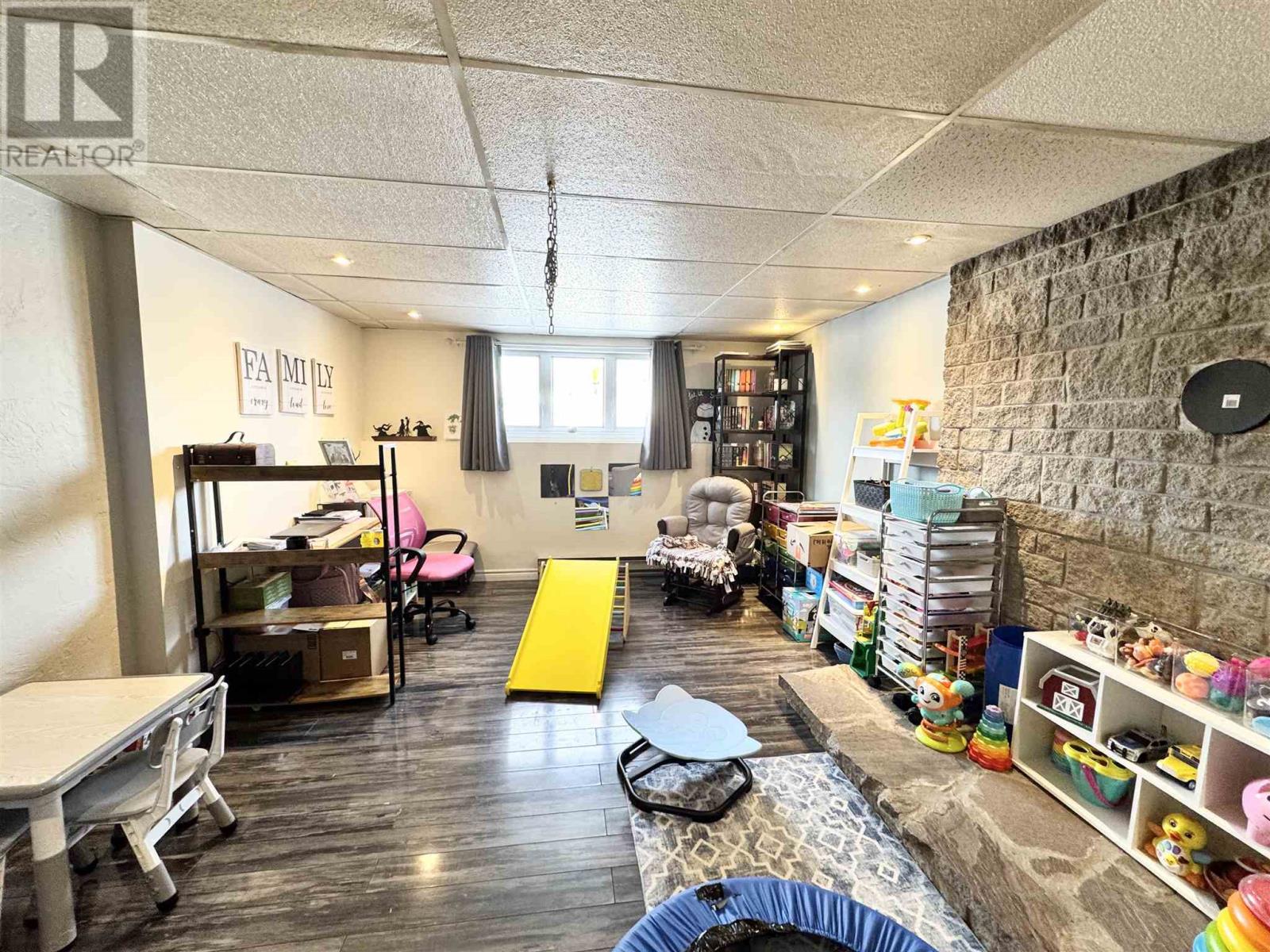 70 Richard St, Chapleau, Ontario  P0M 1K0 - Photo 31 - SM260084