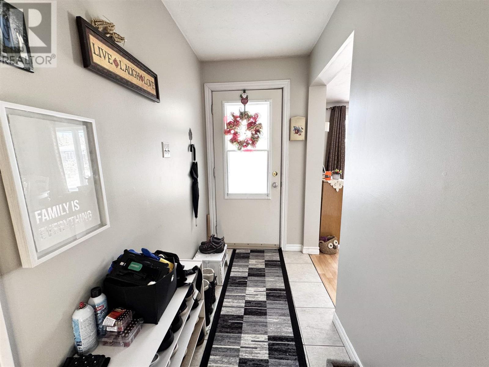 70 Richard St, Chapleau, Ontario  P0M 1K0 - Photo 4 - SM260084