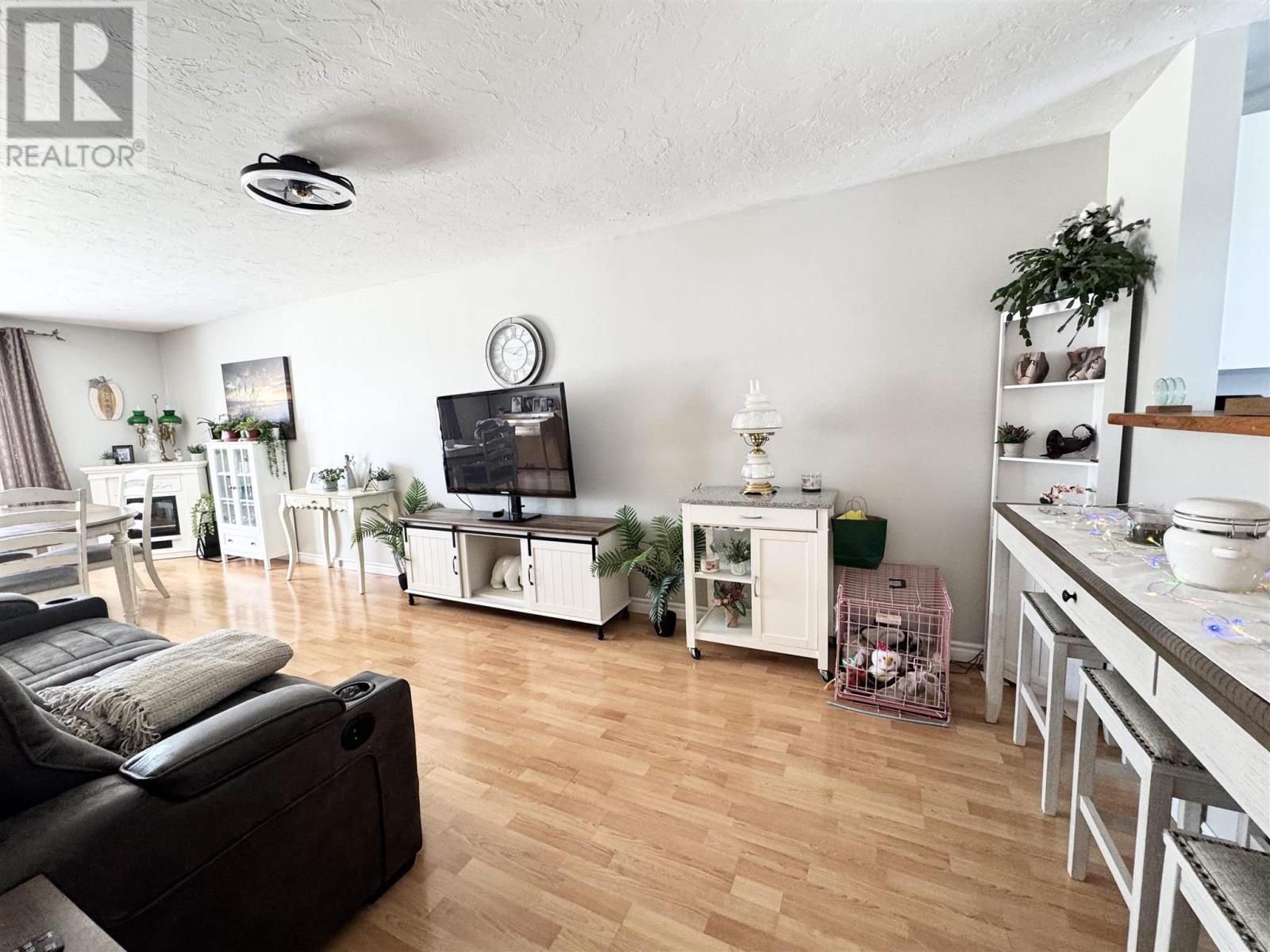 70 Richard St, Chapleau, Ontario  P0M 1K0 - Photo 7 - SM260084