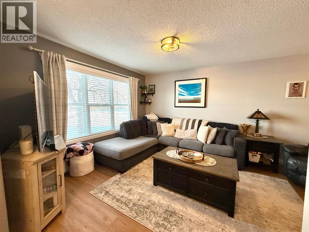 606 Prairie Sound Circle Nw, High River, Alberta  T1V 2A5 - Photo 5 - A2278337