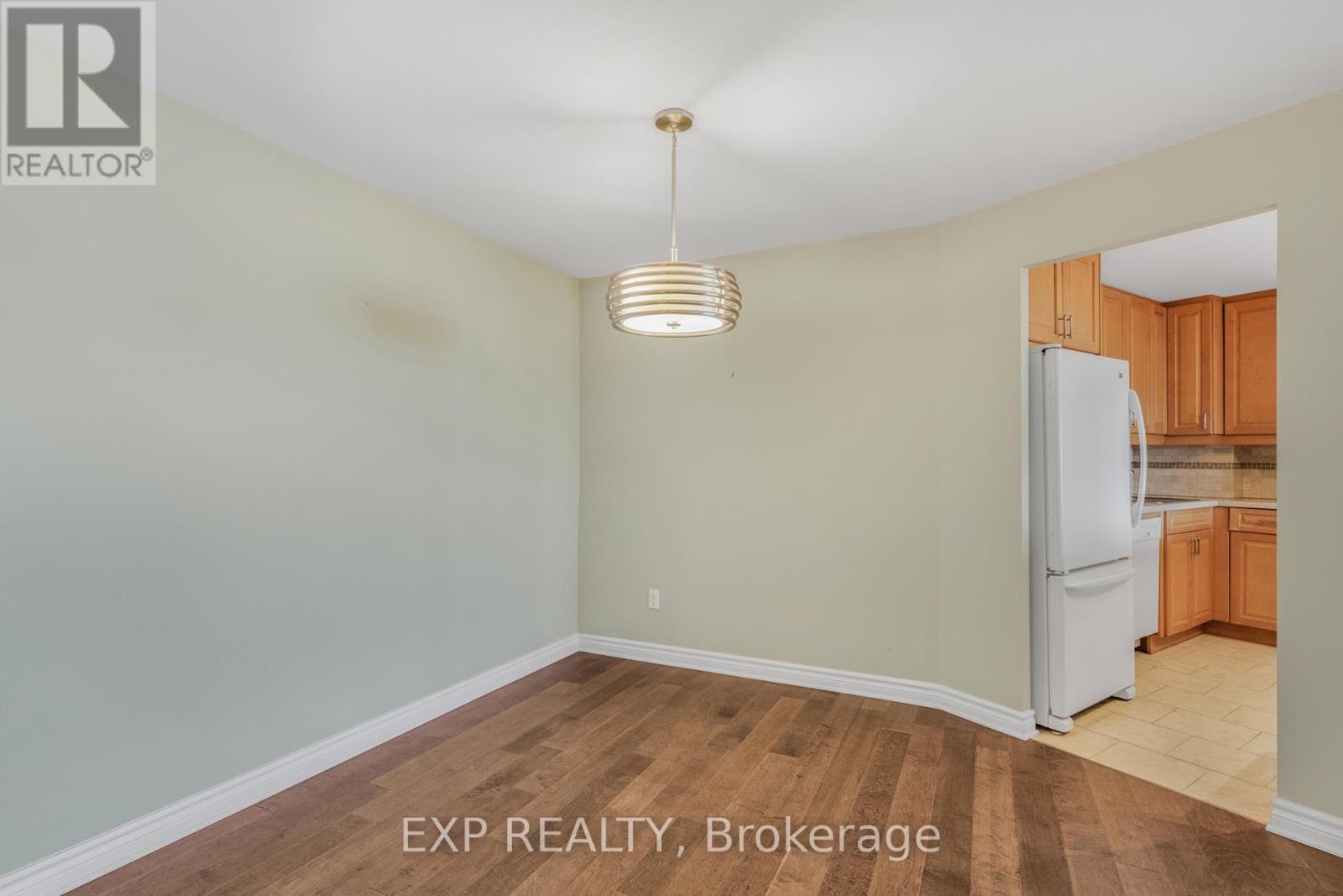 1501 - 1081 Ambleside Drive, Ottawa, Ontario K2B 8C8 - Photo 10 - X12687584