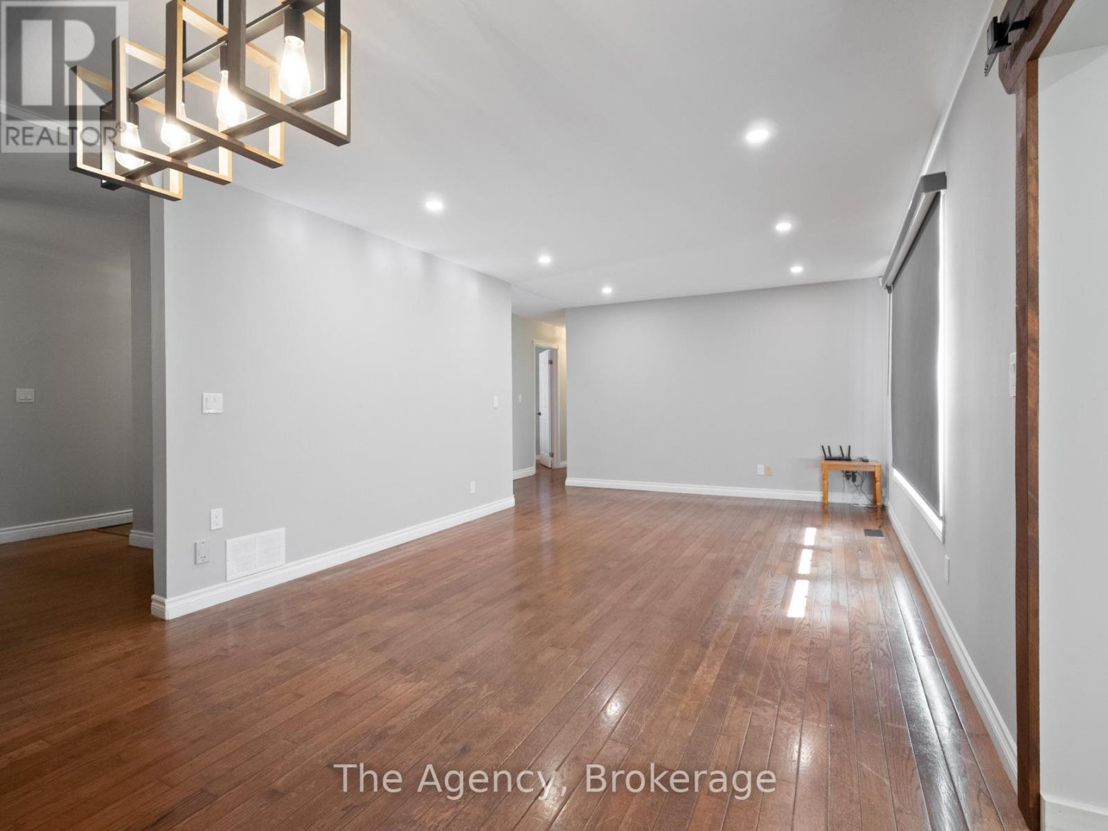 105 Calla Terrace, Welland, Ontario  L3C 7C2 - Photo 10 - X12687620