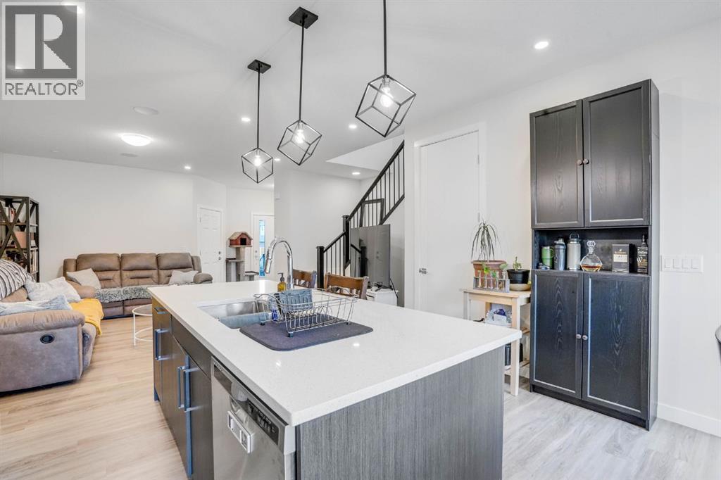 28 Midtown Close Sw, Airdrie, Alberta  T4B 5G9 - Photo 13 - A2277696