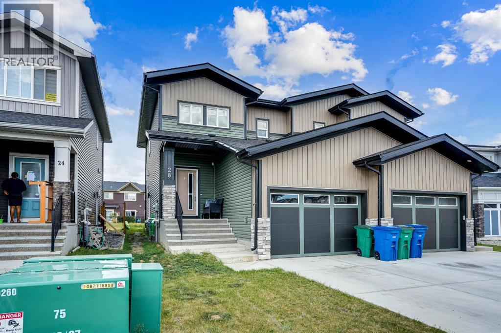 28 Midtown Close Sw, Airdrie, Alberta  T4B 5G9 - Photo 3 - A2277696