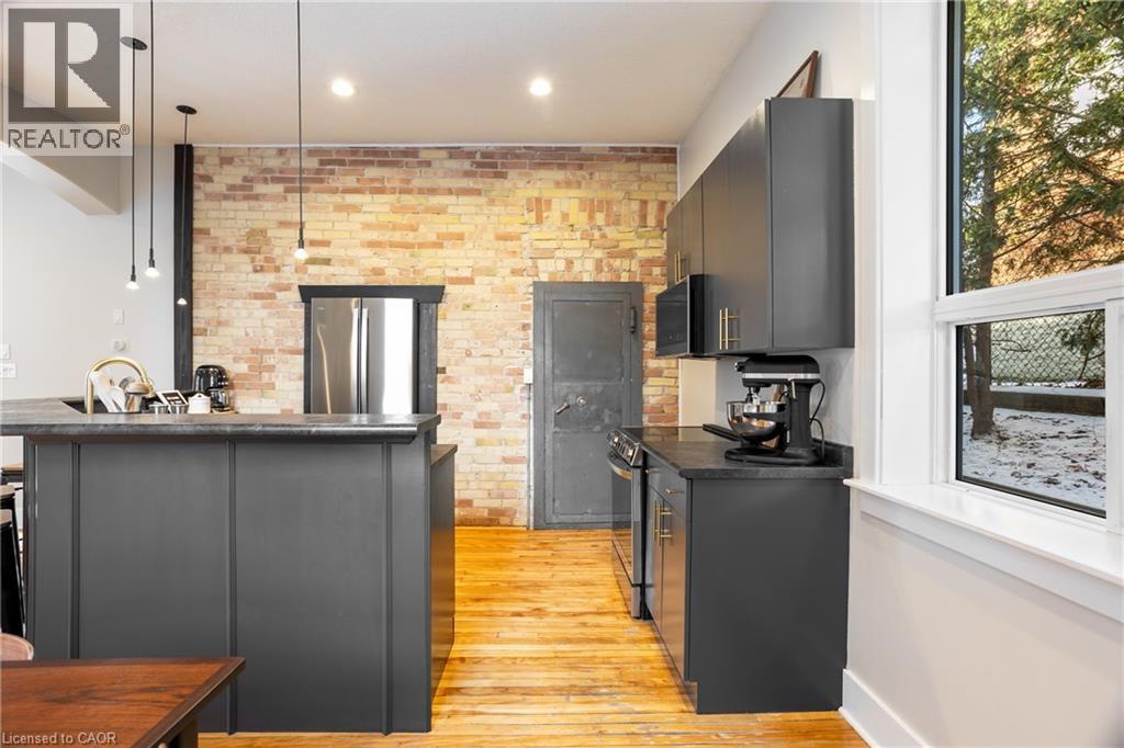 66 Chestnut Street, Kitchener, Ontario  N2H 1T8 - Photo 13 - 40797461