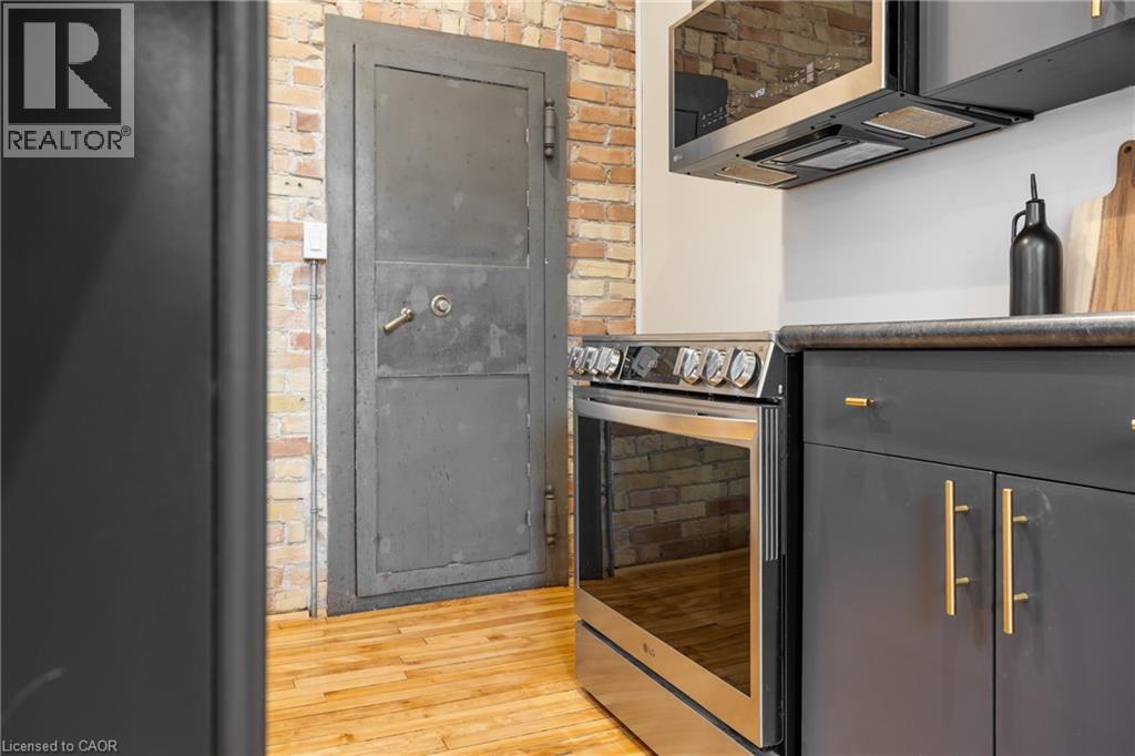 66 Chestnut Street, Kitchener, Ontario  N2H 1T8 - Photo 20 - 40797461