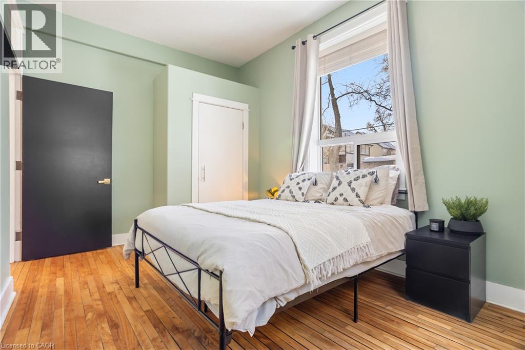 66 Chestnut Street, Kitchener, Ontario  N2H 1T8 - Photo 39 - 40797461