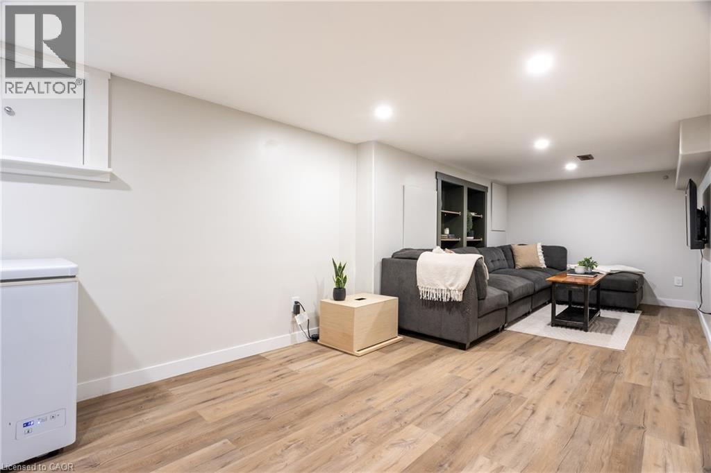 66 Chestnut Street, Kitchener, Ontario  N2H 1T8 - Photo 42 - 40797461