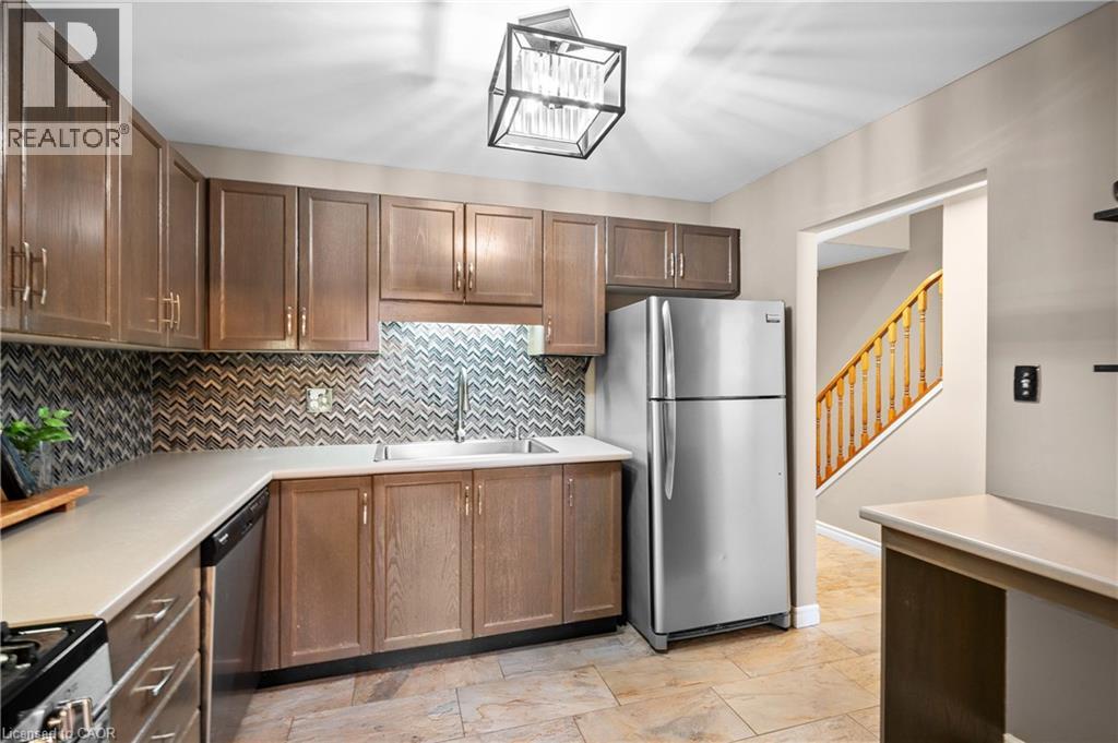 610 Barton Street Unit# 12, Stoney Creek, Ontario  L8E 5V2 - Photo 6 - 40796681