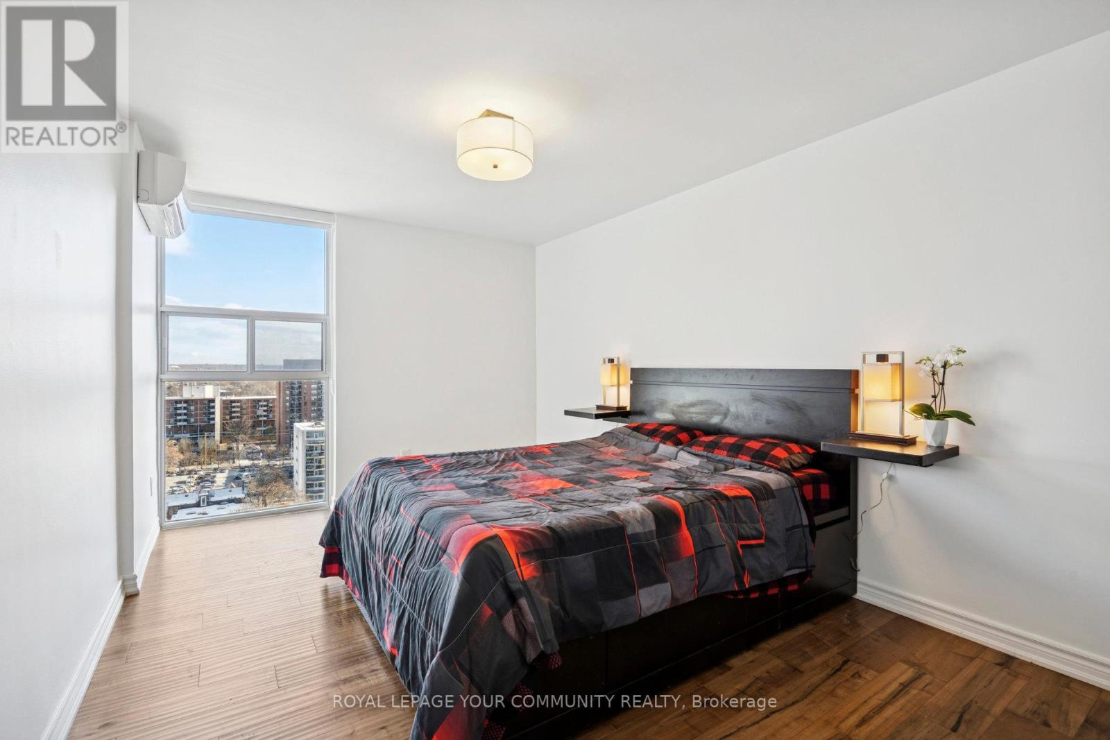 1606 - 40 Homewood Avenue, Toronto, Ontario  M4Y 2K2 - Photo 16 - C12687534