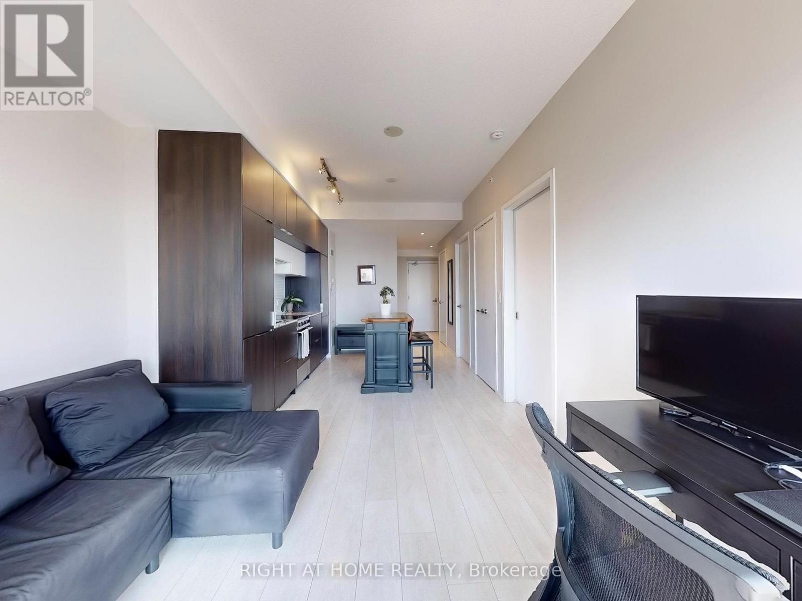 3803 - 159 Dundas Street E, Toronto, Ontario  M5B 0A9 - Photo 11 - C12687682