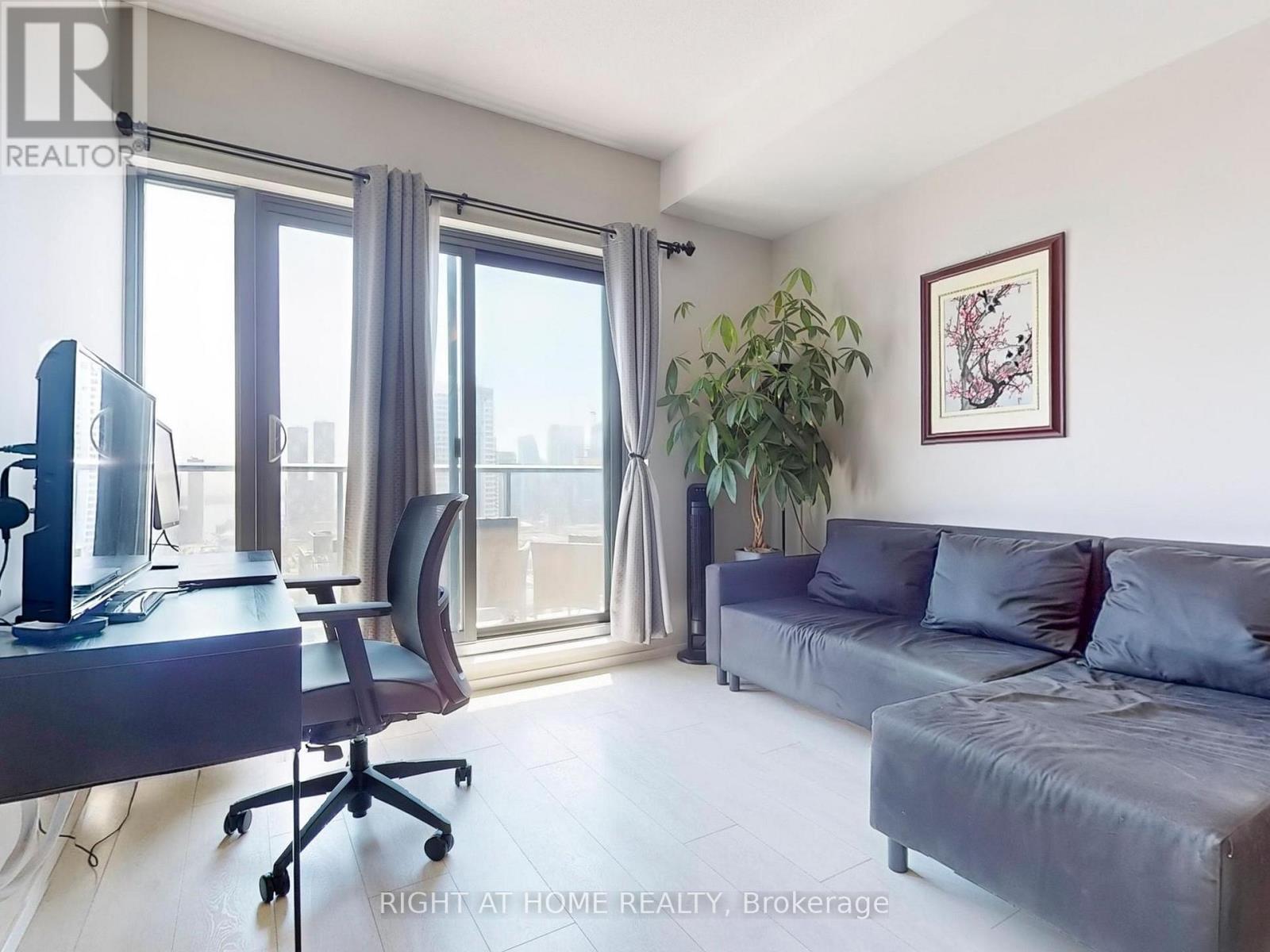 3803 - 159 Dundas Street E, Toronto, Ontario  M5B 0A9 - Photo 12 - C12687682