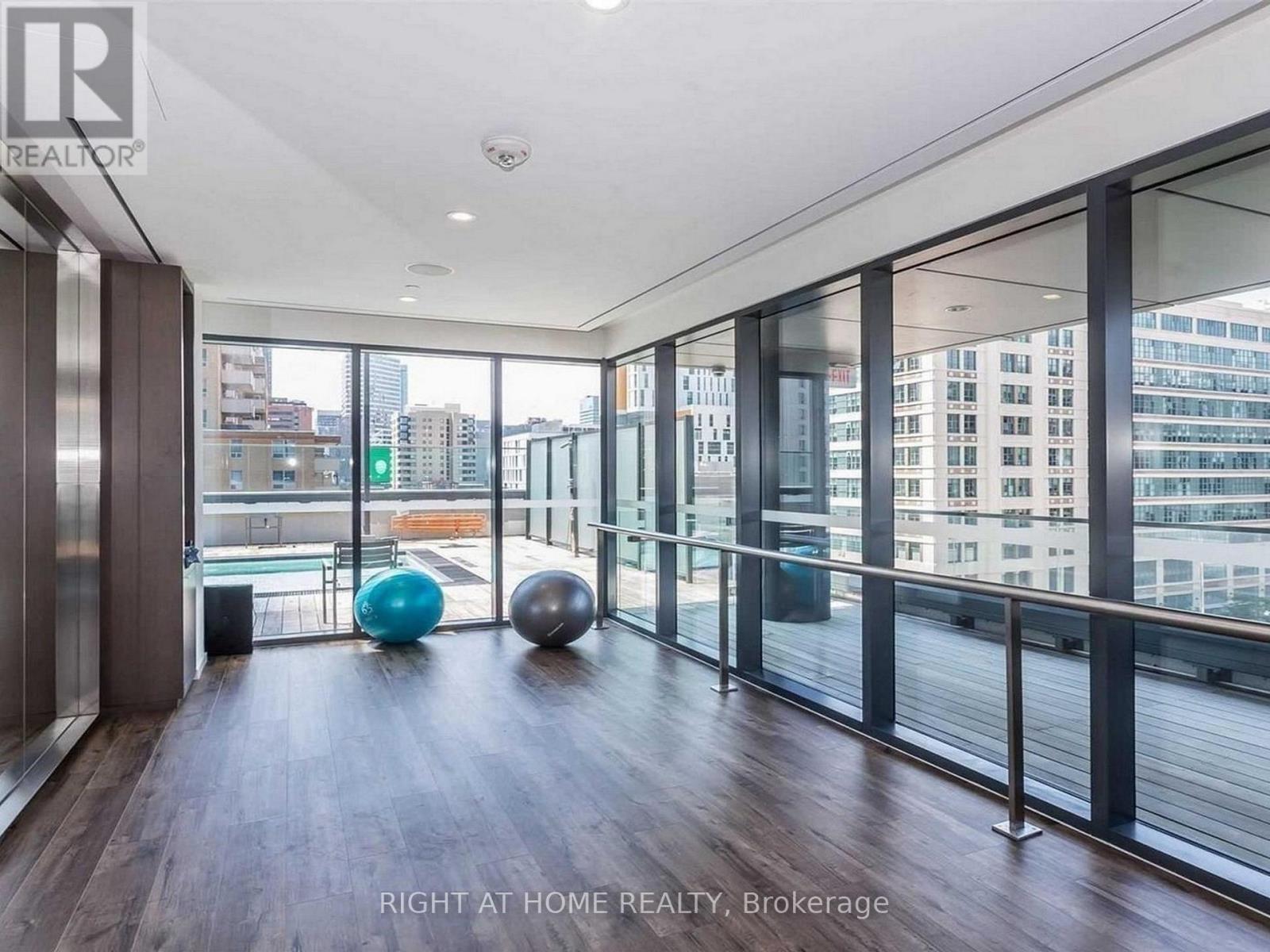 3803 - 159 Dundas Street E, Toronto, Ontario  M5B 0A9 - Photo 24 - C12687682