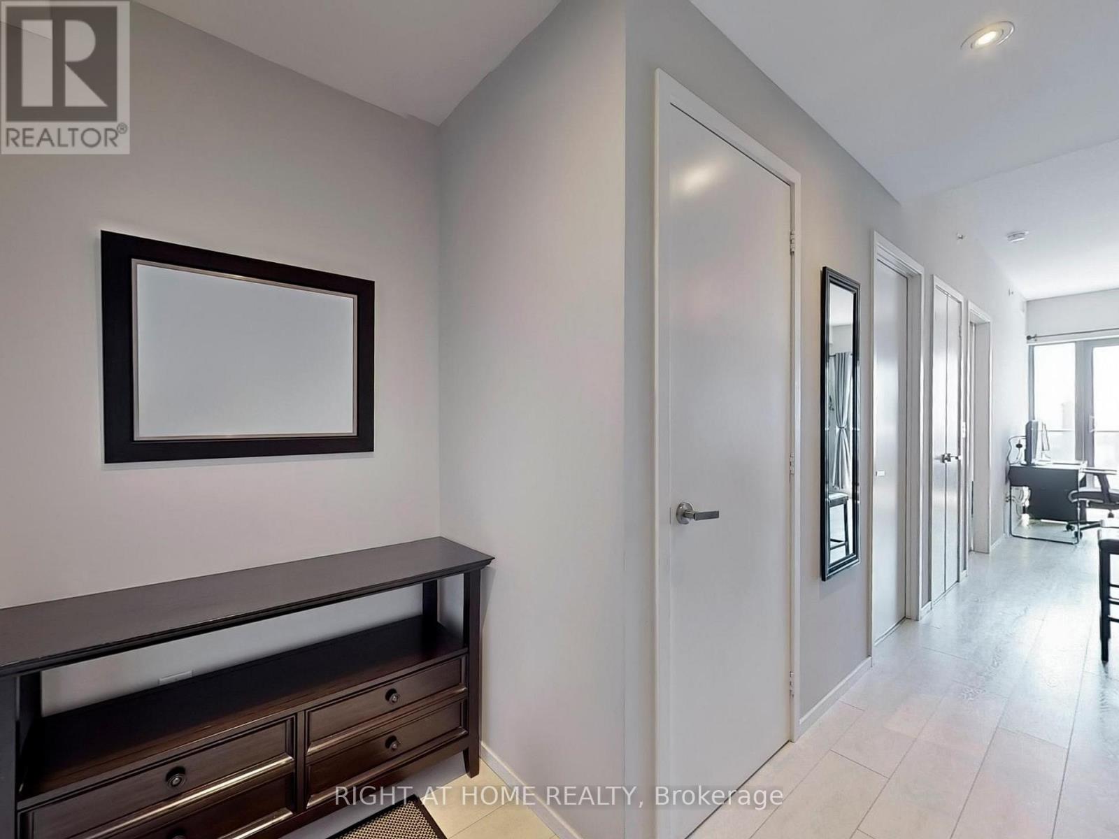 3803 - 159 Dundas Street E, Toronto, Ontario  M5B 0A9 - Photo 6 - C12687682