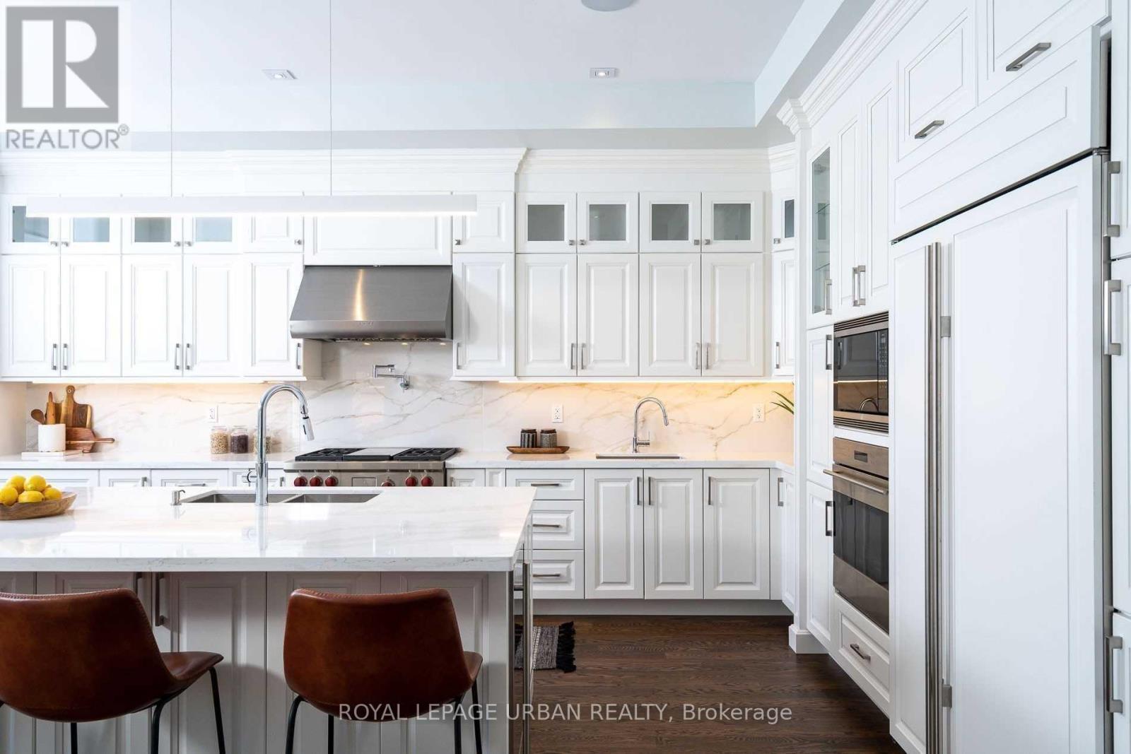 285 Joicey Boulevard, Toronto, Ontario  M5M 2V8 - Photo 12 - C12687706