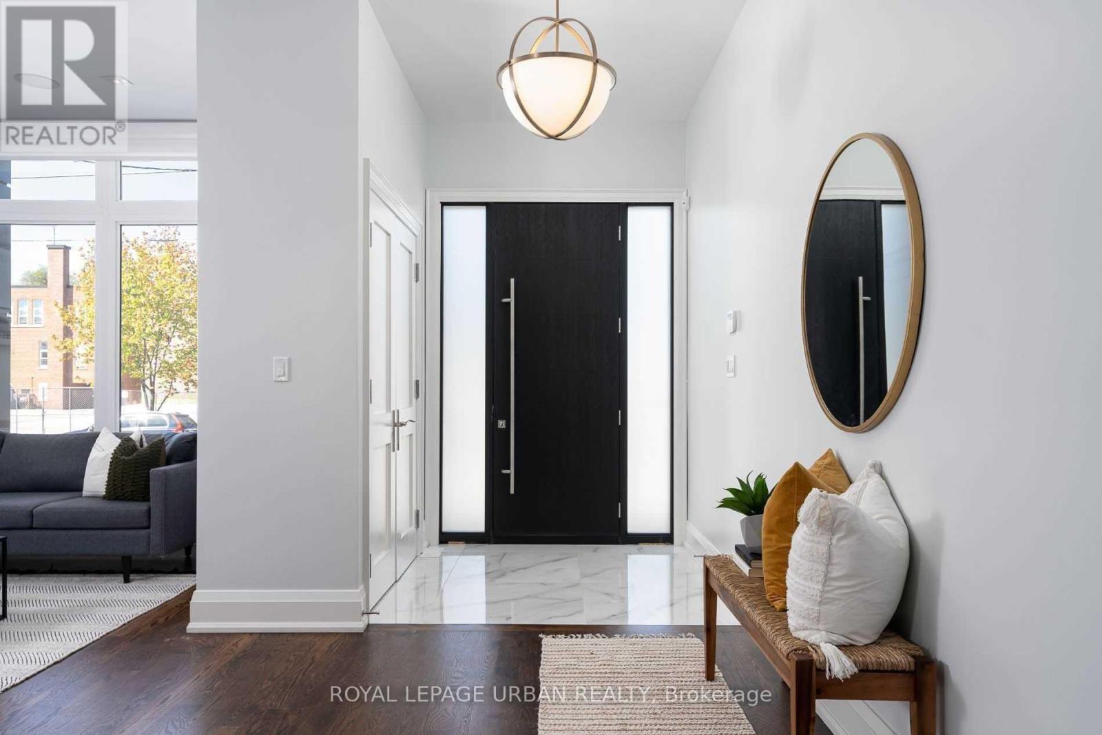 285 Joicey Boulevard, Toronto, Ontario  M5M 2V8 - Photo 2 - C12687706