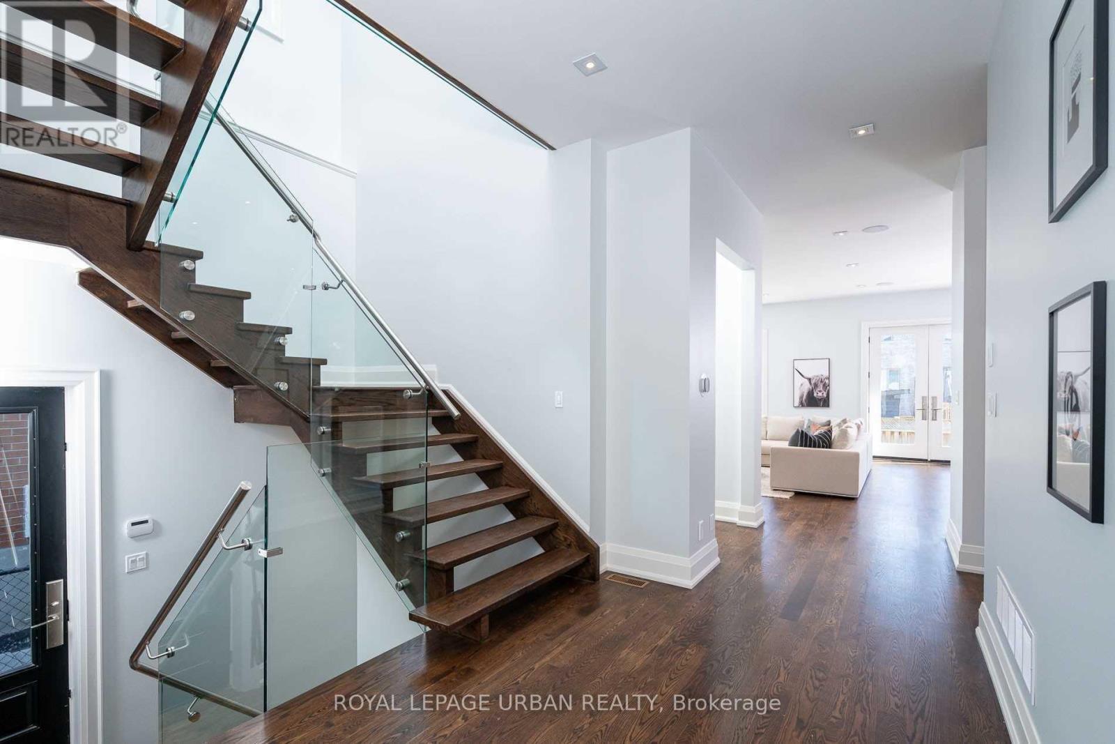 285 Joicey Boulevard, Toronto, Ontario  M5M 2V8 - Photo 7 - C12687706